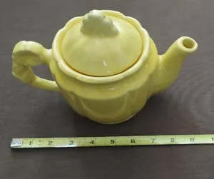 TETERA AMARILLA CERÁMICA SHAWNEE DE COLECCIÓN DÉCADA DE 1940 EE. UU. 2-3 TAZAS - Imagen 1 de 12