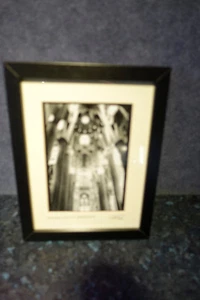 ICONIC PHOTOGRAPH IN FRAME - Picture 1 of 3
