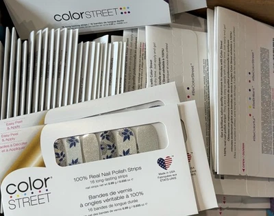 Tiras de uñas Color Street ~ Lote de 40 ~ Retiradas ~ Nuevas en paquete Foto 1 de 2