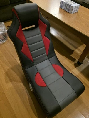 Balancín de piso para juegos con cable de audio X Rocker Flash 2.0, negro Foto 1 de 4