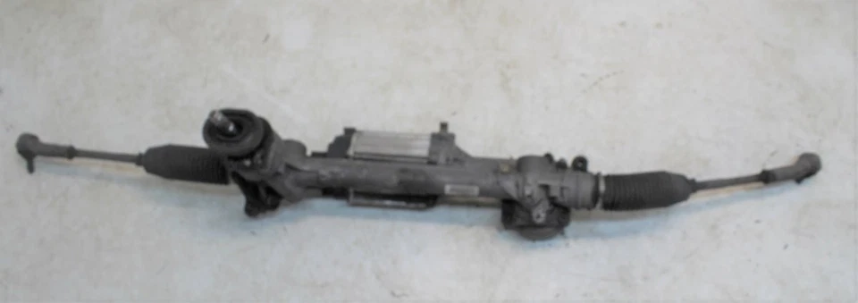 AUDI A3 8P7 (2010) POWER STEERING RACK 1K2423051CJ  1K2423051CJ - Image 1 of 4