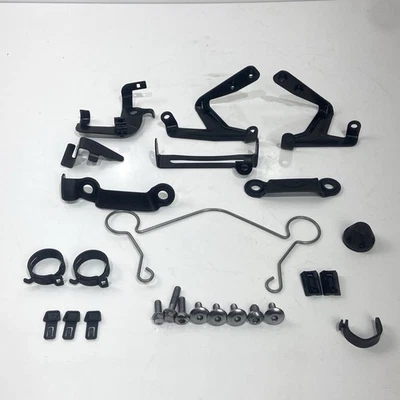 ♻️ Triumph Street Triple 765 RS 2023 - 2025 Varios montajes soportes clips ♻️ Foto 1 de 4
