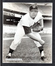 Joe Koppe WASHINGTON SENATORS UNSIGNED 7-3/8 x 9-1/8 ORIGINAL B&W STAFF PHOTO #3