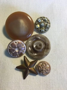 Vintage Tan Gold Copper Plastic Buttons Lot BB-64 - Picture 1 of 6