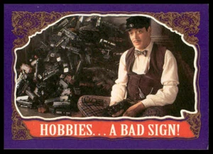 Película 1991 Topps The Addams Family #49 Hobbies... ¡Una mala señal! Tarjeta, Gómez - Imagen 1 de 2