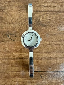 Gucci Women's Stainless Steel Wristwatch Small - Picture 1 of 17