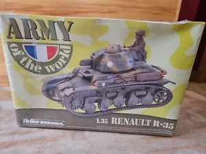 1/35 Heller Humbrol 81133 Renault R-35 Kit serbatoio militare NUOVO SIGILLATO - Foto 1 di 3