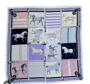 De colección Años 80 Pastel Bufanda Caballo Arte Impresión Poni Semental Ecuestre Cuadrado 35" Poli - Imagen 1 de 1