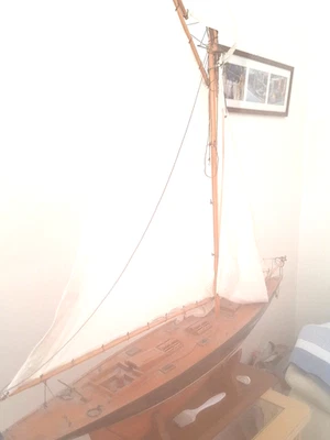 Maquette Bateau A Voile Bois Ancienne - Photo 1/4
