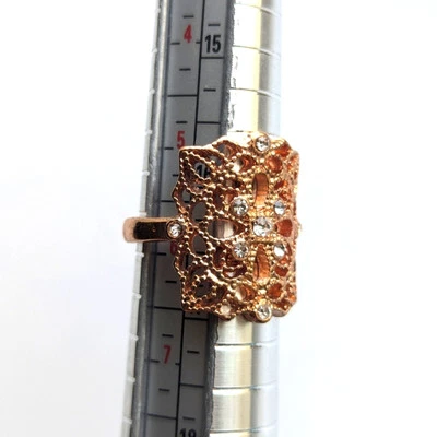 Anillo Floral Desplazamiento Diamantes de Imitación Filigrana Tono Oro Rosa Ornado Talla 5.75 Foto 1 de 4