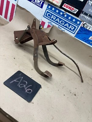 Chevrolet GMC 1967 1972 C10 C20 camioneta embrague freno pedal montaje transmisión manual! Foto 1 de 4