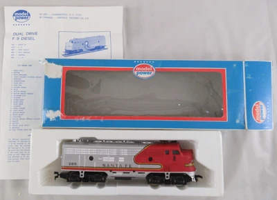Model Power HO #6601 Santa Fe F9 Dual Drive Diesel Engine #286 TESTED, w/Box - Image 1 of 4