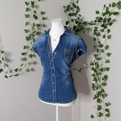 Top estilo cargo manga corta frontal broche años 2000 - casa de muñecas vintage Foto 1 de 4