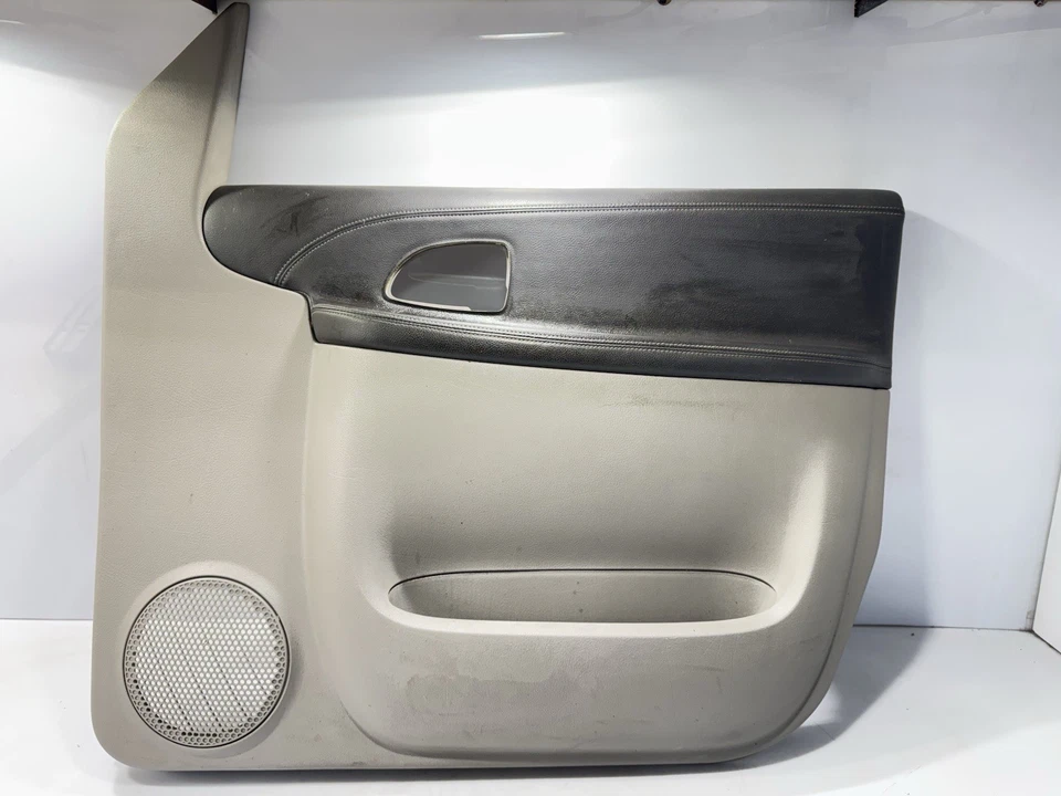 Chevrolet Uplander 2005-2009 panel de puerta delantera derecha gris oscuro/gris LT 15243290 Foto 1 de 4