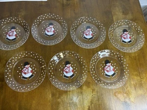 Arcoroc France Snowman Plates - Set of 7 Vintage Ice Skating - Picture 1 of 5