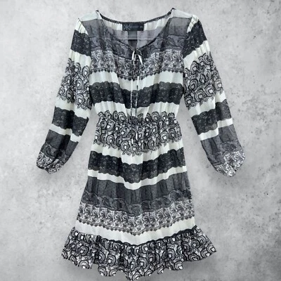 Vestido KARDASHIAN KOLLECTION Mujer XS Estampado de Encaje Semi Transparente Estilo Coqueta Foto 1 de 4