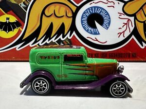 1998 Hot Wheels Toys R' Us Geoffrey Lime Green Ford Truck Minty Fresh!