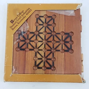 Berea College Student Handwerk Brettspiel Kirschholz Fuchs & Gänse - Bild 1 von 5