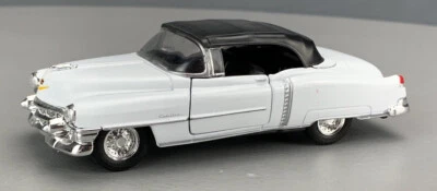 1/43 Welly Pull Back 1953 Cadillac Eldorado White Convertible D0950 - Image 1 of 4