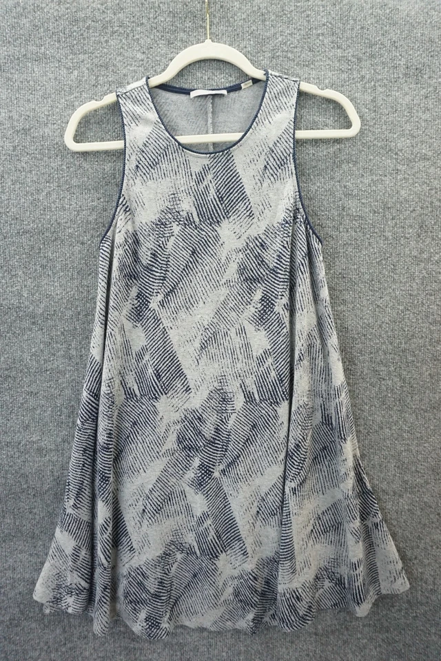 Vestido Tart Collections para mujer gris azul pequeño vestido sin mangas hasta la rodilla Foto 1 de 4