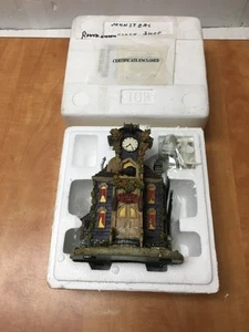 Hawthorne Village The Munsters RAVEN'S CUCKOO CLOCK SHOP w/ Light & COA - Picture 1 of 8