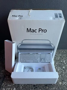 ꙮ Apple Mac Pro A1286 2.4GHz 8-Core / 6GB RAM / 1TB HDD / Radeon HD 5770 - Picture 1 of 4