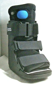 Botas de caminante con fractura United Ortho con cámara de aire corta-XS/Negras - Imagen 1 de 4