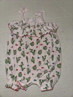 Romper Mud Pie bebê menina com estampa de cacto tamanho 12-18 meses - Imagem 1 de 4