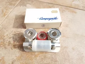 NUEVO pedalier Campagnolo RECORD vintage, rosca Italia, 111 mm, NUEVO EN CAJA, ¡NUEVO EN CAJA! - Imagen 1 de 4