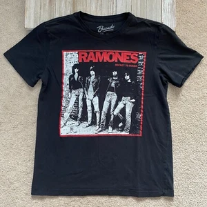 Bravado 21 Men Ramones Rocket To Russia T-Shirt Size S Graphic Print Punk Rock - Picture 1 of 12