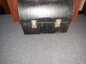 Vintage 1960's Black Metal Go to Work Lunchbox 10 X 7 X 5 With Thermos #2284 - Picture 1 of 10