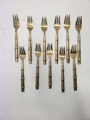 Lote de 11 garfos antigos para salada ou carne lascada Tailândia ouro bronze bambu talheres - Imagem 1 de 4