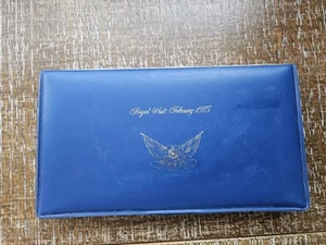 1975 Bermuda Gold $100 Royal Visit in Cachet Wallet w/COA and Envelope, WOW! - Picture 1 of 16