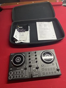 Pioneer DDJ-200 Smart DJ Controller With Carrying Case - Picture 1 of 1
