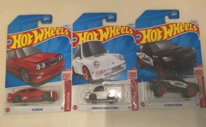 2024 Hotwheels Q Case Red Edition Toyota Tacoma, Porsche 911 Turbo & BMW M3 Set - Picture 1 of 2