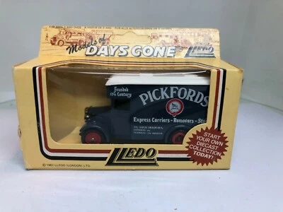 Lledo Days Gone #16 Heavy Goods Van Pickfords 1987 - Image 1 of 4