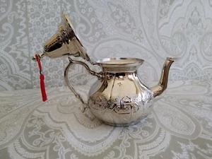 Large Brass Moroccan Teapot Handmade Serving 750 ml for 7 Tea Cups - Picture 1 of 12