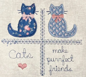 Machine Embroidered Quilt Block Blue Calico Fabric Cats Purrfect Friends 8x9" - Picture 1 of 5