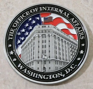 Federal Bureau of Prisons, Office of Internal Affairs (OIA) Challenge Coin - Bild 1 von 2