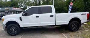 2017 Ford F-350 Super Duty XLT - Picture 1 of 12