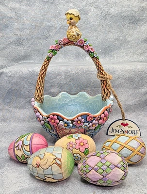 RARE 2007 Jim Shore Heartwood Creek BIDDIE BASKET Easter with Chick & 5 Eggs - Image 1 of 4