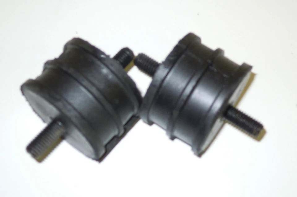 PAR DE MONTAGENS DE CAIXA DE CÂMBIO ASTON MARTIN DBS DBSV8 - Imagem 1 de 1