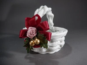 Cesta de PORCELANA Hecha a Mano American Bedding & Bath Company con CINTA AB&BC - Imagen 1 de 7
