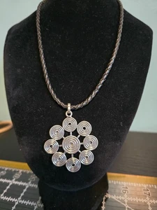 Kurzeme sun symbol pendant 925 stamped necklace - Picture 1 of 6