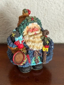 Papá Noel, Chris Cringle Figura Multicolor, 4"(H) x 3.25"(W) x 3.25"(L) - Imagen 1 de 7