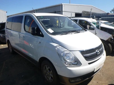 HYUNDAI ILOAD/IMAX TQ 11/2007-2021 RIGHT FRONT DOOR - image 1 of 4