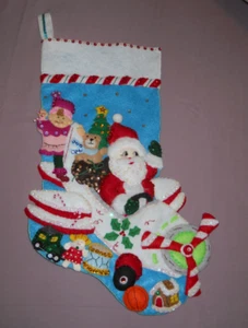 *Medias de Navidad "Papá Noel volador" apliques de fieltro hechos a mano ACABADOS🎅Santa y elfo - Imagen 1 de 5