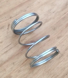 New Fiat Ducato Citroen Relay Peugeot Boxer 94-2006 Gear Knob Reverse Spring x 1 - Picture 1 of 1