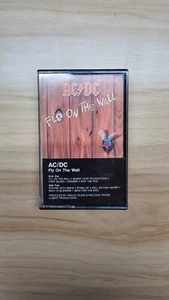 AC/DC FLY ON THE WALL CASSETTE - 1985 - ATLANTIC RECORDS - Picture 1 of 7