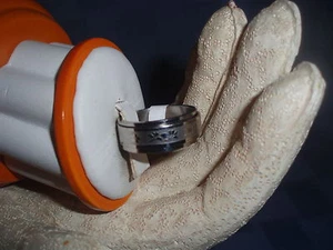 Gorgeous Classic Stainless Steel Spinner Ring Sz 7.5 - Picture 1 of 7